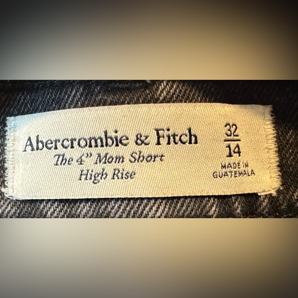 Abercrombie & Fitch Black Washed Frayed Jean Shorts - Picture 4 of 7